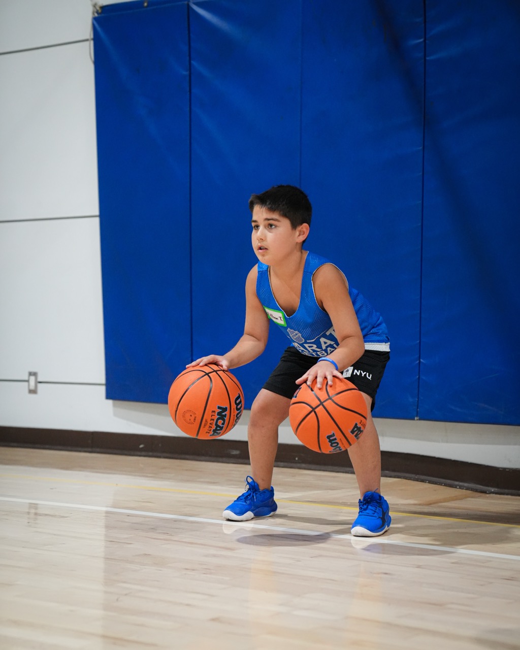 coach-teach-kids-about-basketball